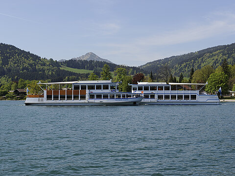 Die beiden großen Schwesternschiffe auf dem Tegernsee, das MS TEGERNSEE und MS ROTTACH-EGERN