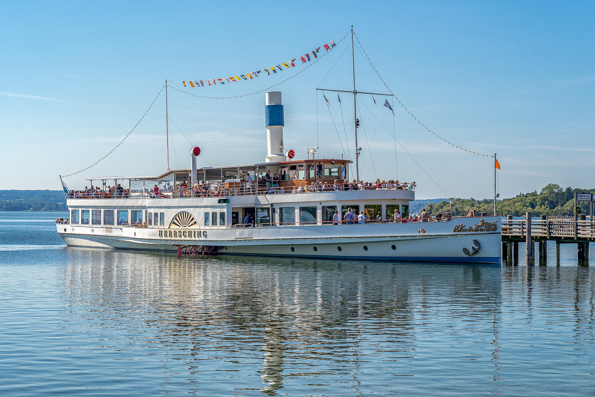 CPA AK Ammersee - Dampfer Gisela und Blick auf Diessen GERMANY (962655)