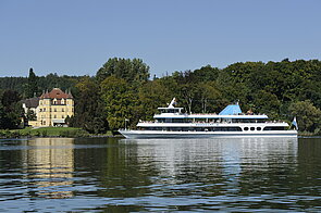 MS SEESHAUPT at the lake Starnberger See